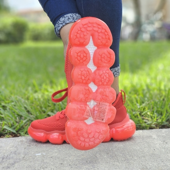 Women Knitted Stylish Bubble Textured Lace up Sneakers Red Color - Picture 6 of 6